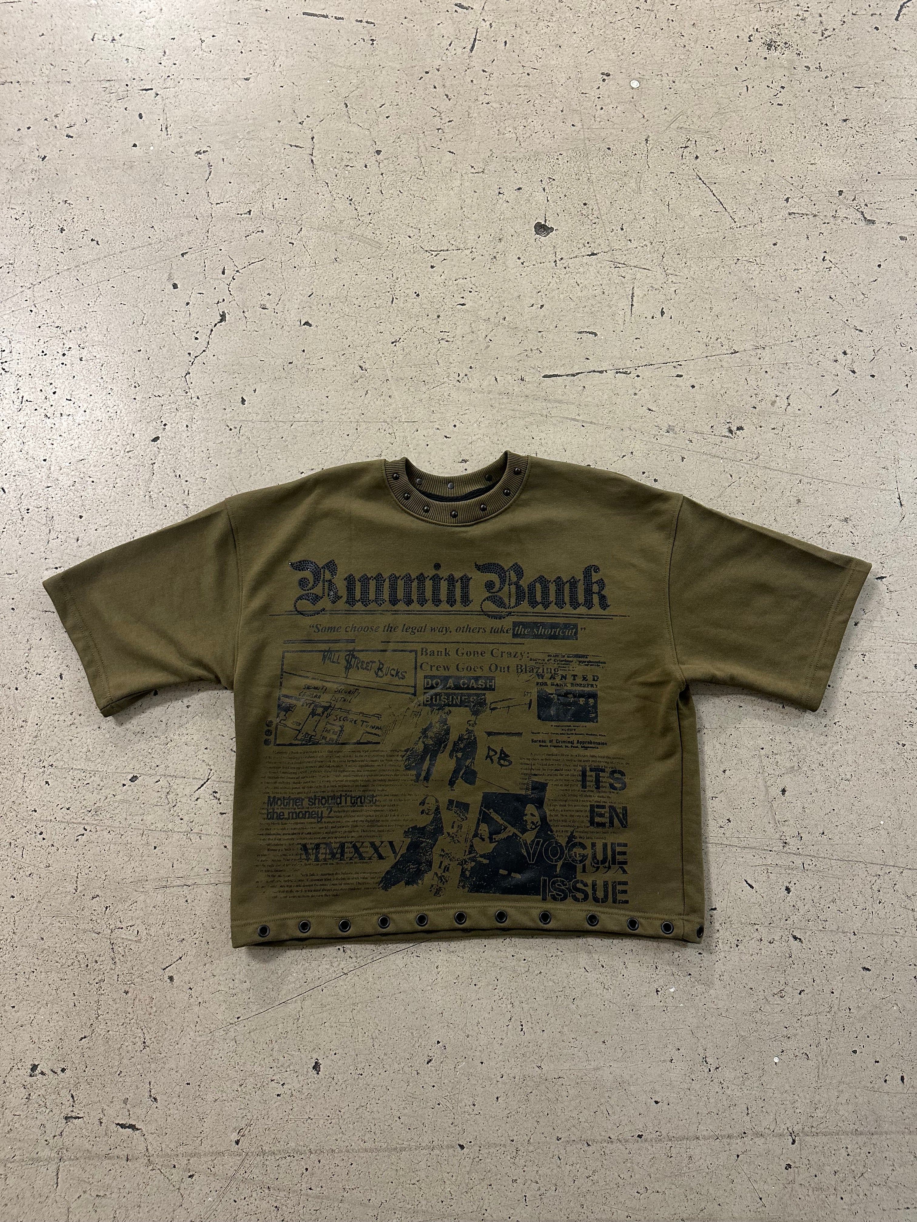 It’s en vogue issue Tee