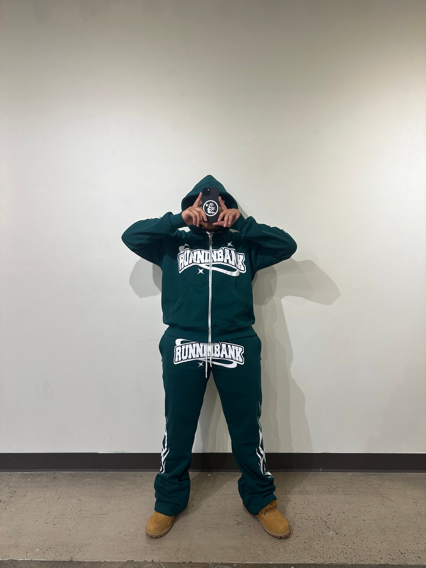 HEIST COLLECTION SWEATSUITS ADULTS