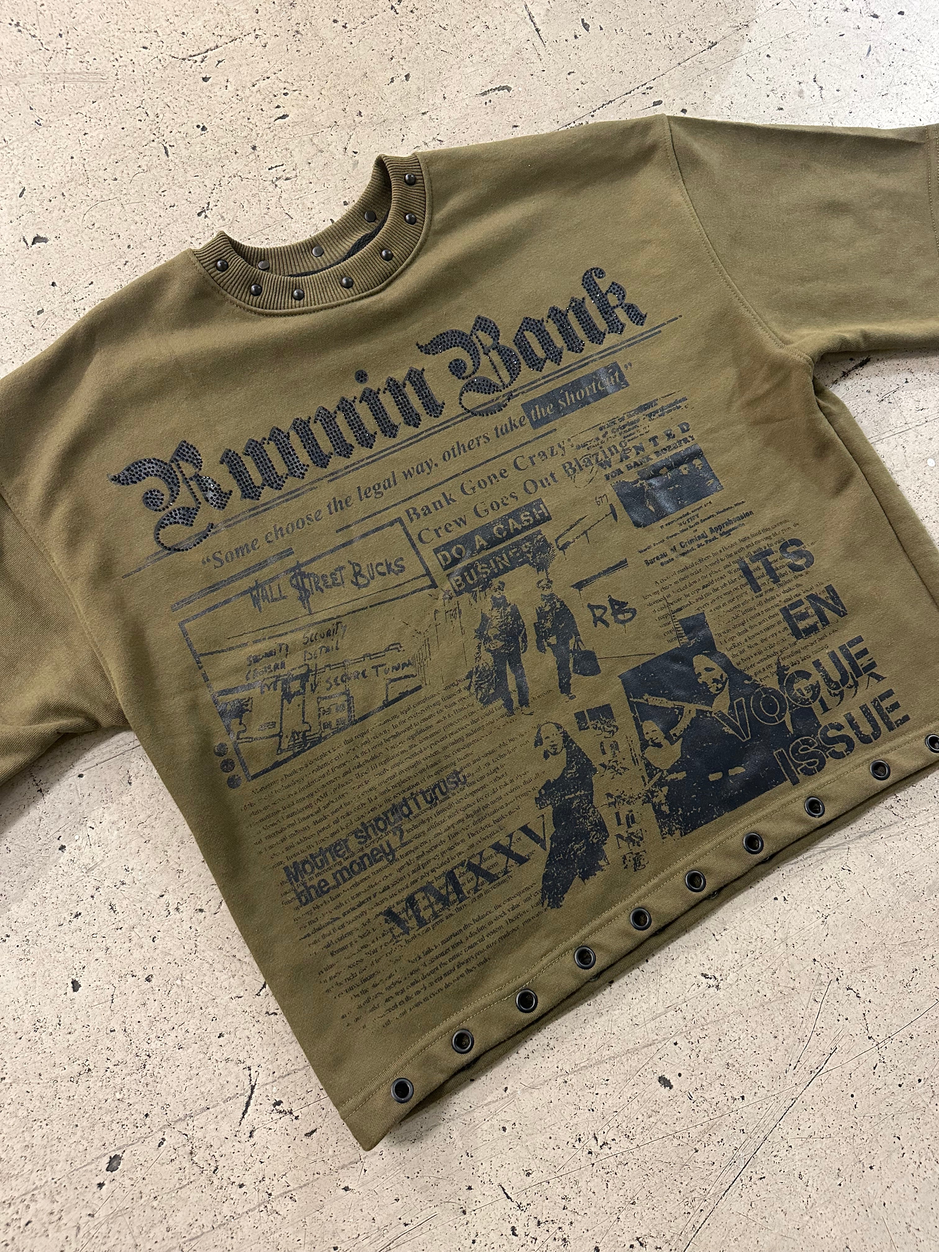 It’s en vogue issue Tee